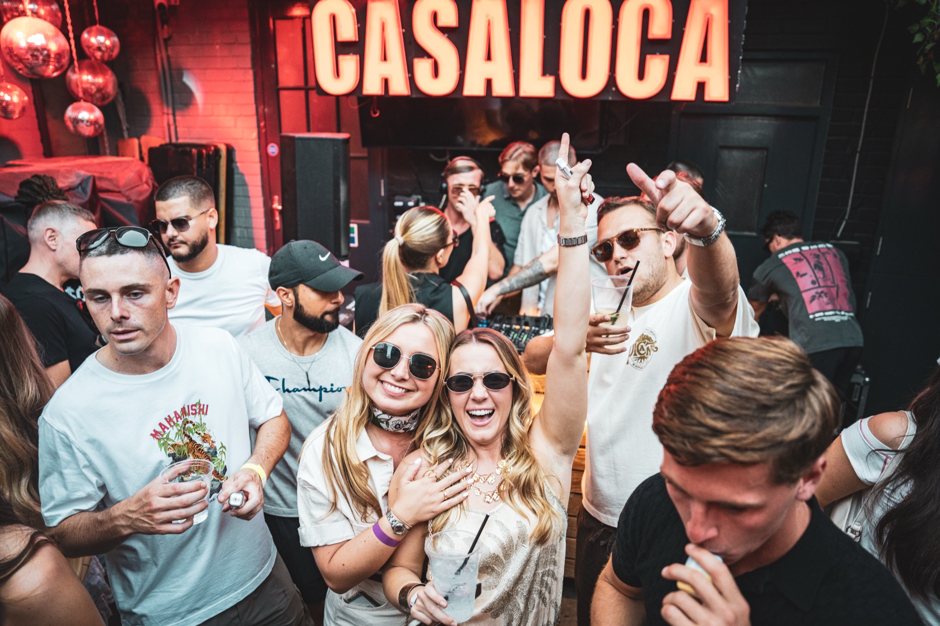 Casaloca daytime crowd